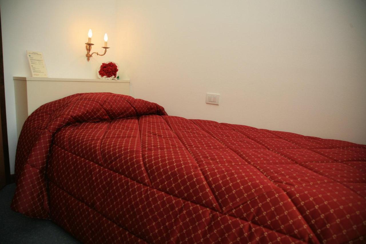 Albergo Benito 폰테 넬랄피 객실 사진